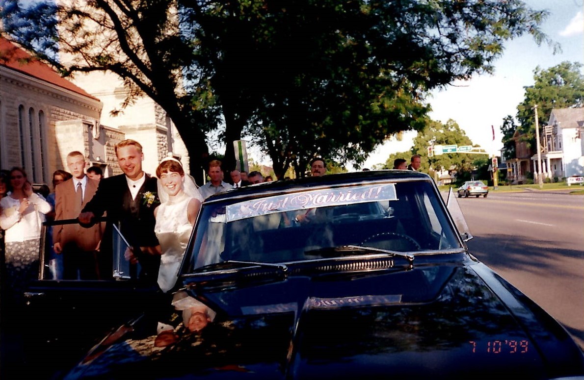 Sara Van Driest and husband Steve on wedding day